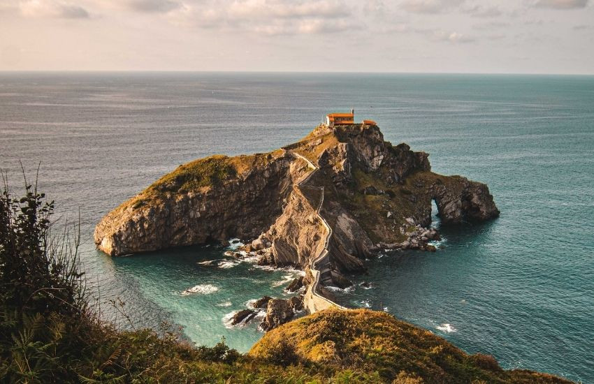 Dragonstone - San Juan de Gaztelugatxe, Spanje