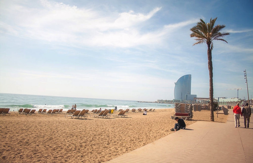 Barcelona’s stranden worden pas sinds 1992 gebruikt voor vrije tijdsbesteding  