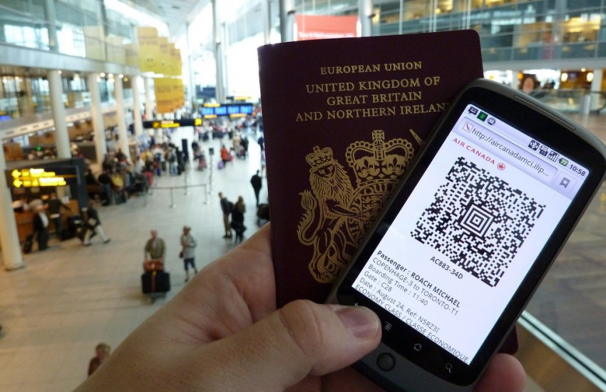 Vergeet je boarding pass en identiteitskaart niet bij de hand te houden