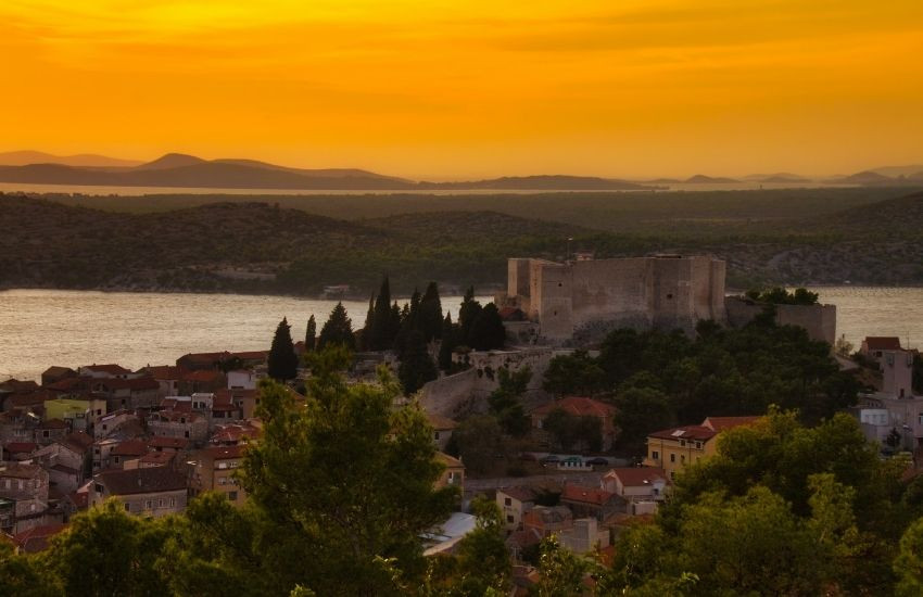 Braavos -  Šibenik, Kroatië