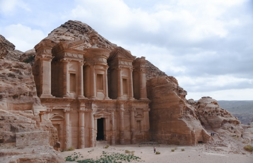 De Rotswoningen van Petra (Jordanië)