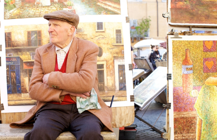 Gebruik geen voornamen tenzij je daartoe gevraagd werd