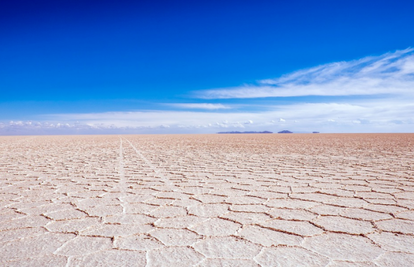 De zoutvlakte van Salar de Uyuni in Potosi, Bolivia 