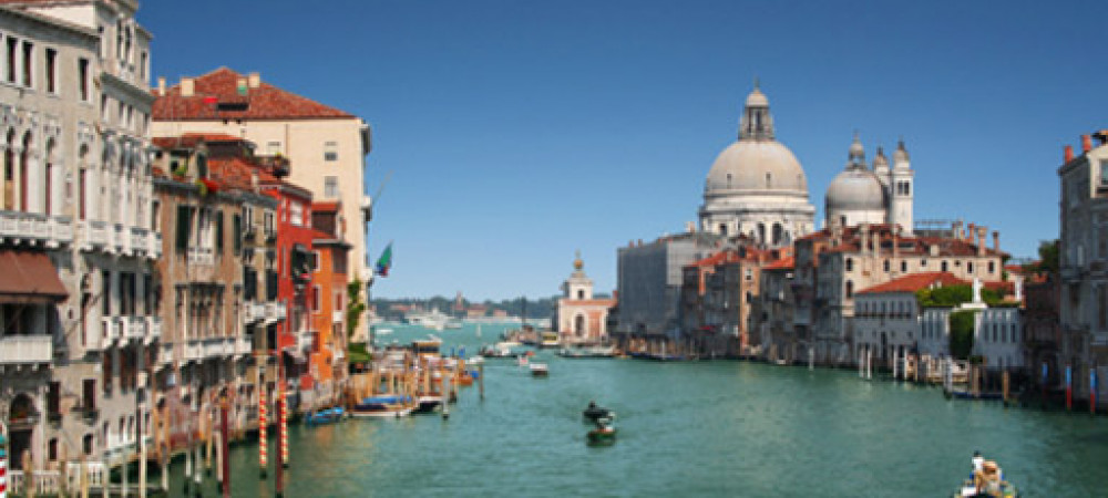 De weg vinden in Venetië