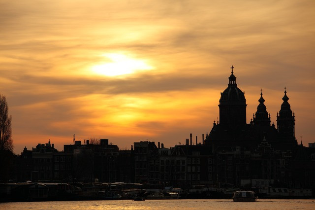 Amsterdam bij zonsondergang