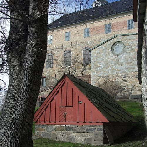 Buiten aan Akershus Festning