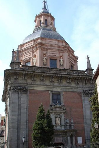 Gevel van de Iglesia de San Andrés