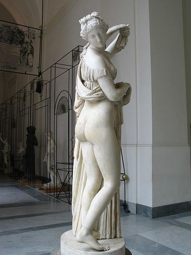Marmeren beeld in het Museo Archeologico Nazionale