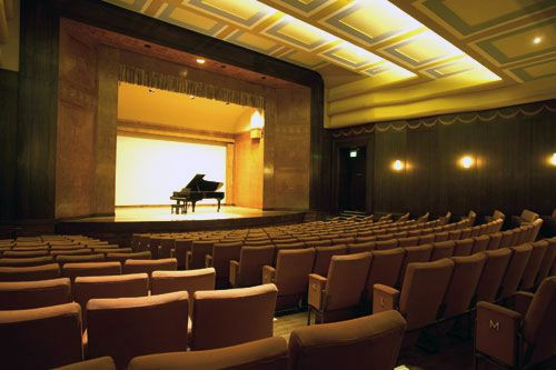 Concertzaal in het Barber Institute of Fine Arts