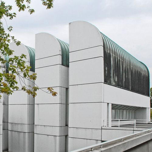 Buitenkant van het Bauhaus Archiv