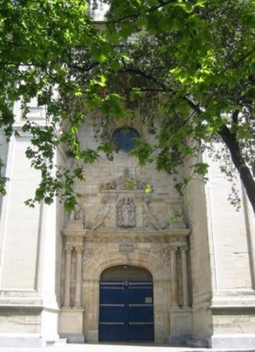 Deur van de Basílica de Begoña