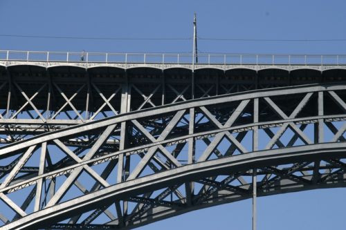 IJzeren brug in Porto