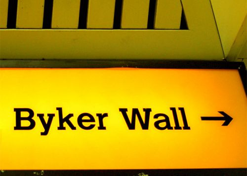 Wegwijzer naar Byker Wall