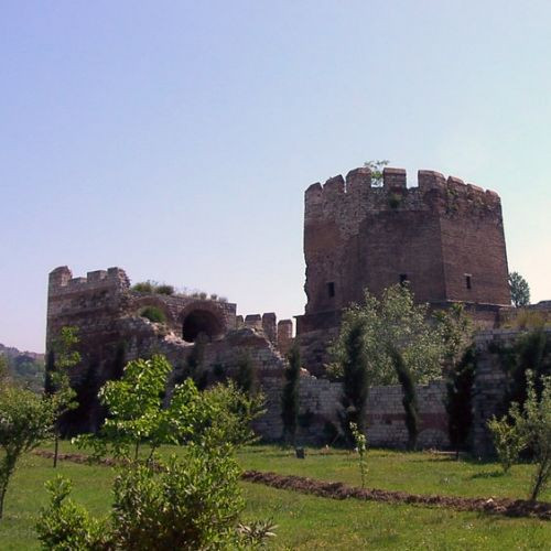 Ruïnes van de Byzantijnse landmuren