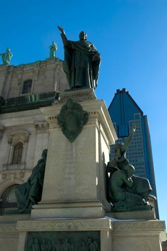 Standbeeld in Montreal