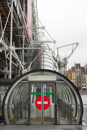 Uitgang van het Centre Pompidou