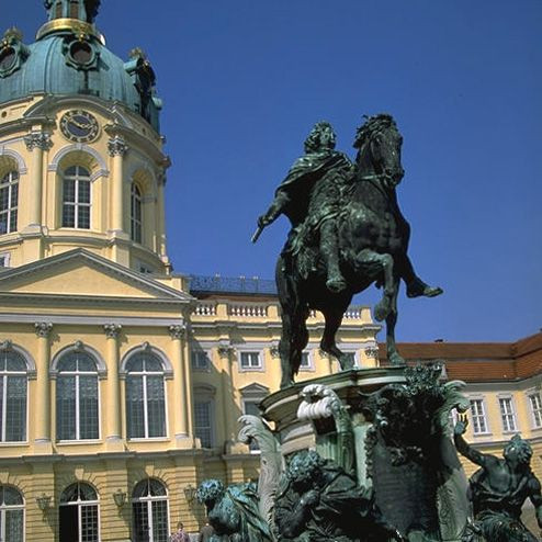 Standbeeld voor het Schloss Charlottenburg