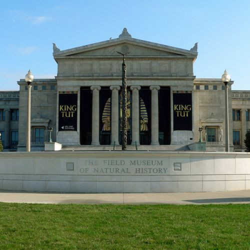 Voorkant van het Field Museum