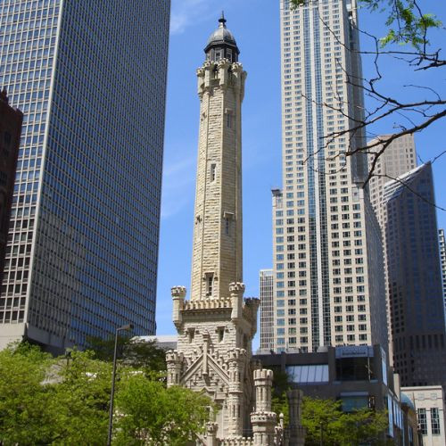 Zicht op de Chicago Water Tower