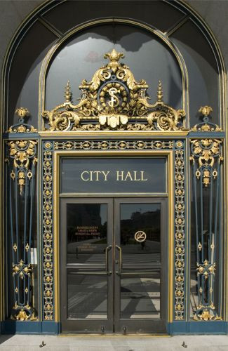Deur van City Hall