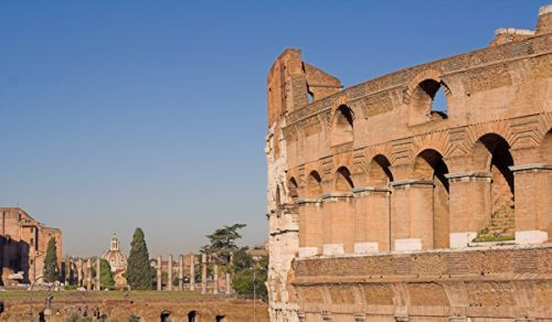 Aan het Romeins Colosseum