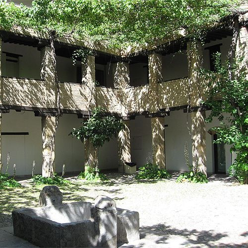 Binnenkoer van het Corral del Carbón