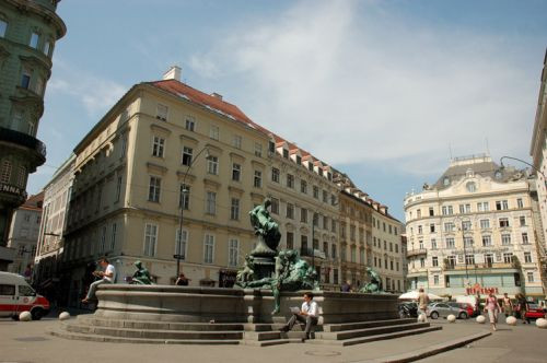 Overzicht op de Donnerbrunnen