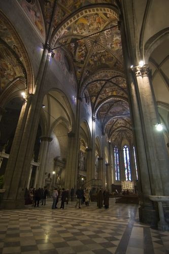 Binnen in de Duomo