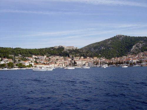 Zicht op Hvar