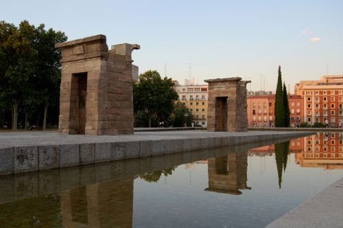 Monument op het Plaza de España