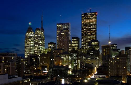 Nachtbeeld van het Financial District