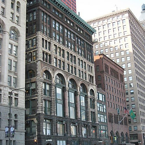 Zijaanzicht van het Fine Arts Building