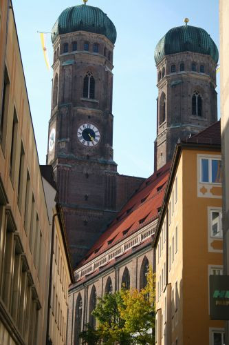 Zijkant van de Frauenkirche
