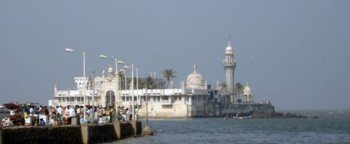 Beeld op de Haji Ali Dargah en Moskee