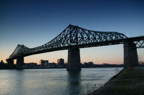 Avond bij de Jacques Cartier-brug