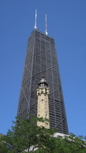 Onderaan het John Hancock Center