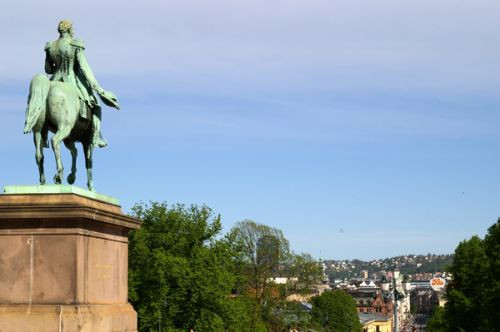 Ruiterstandbeeld op Karl Johans Gate