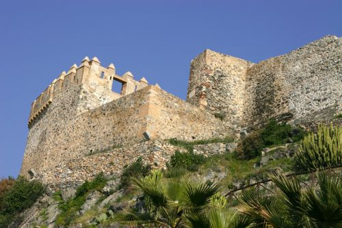 Muren van het Castillo de Gibralfaro