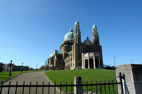 Zijnaanzicht op de Basiliek van Koekelberg
