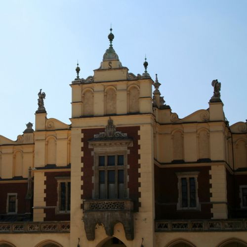 Gevel van de Lakenhallen