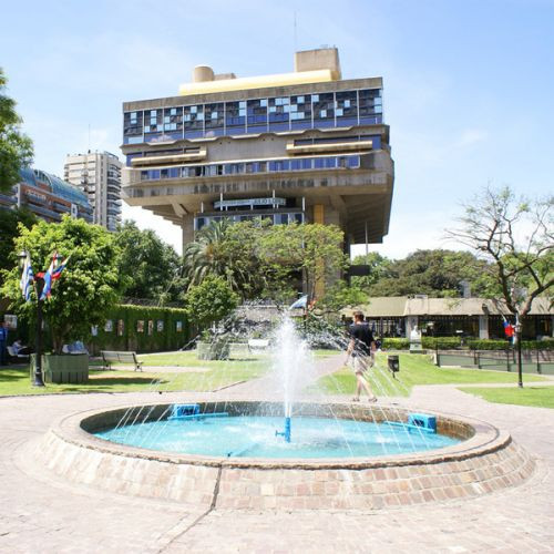 Fontein voor de Biblioteca Naciónal