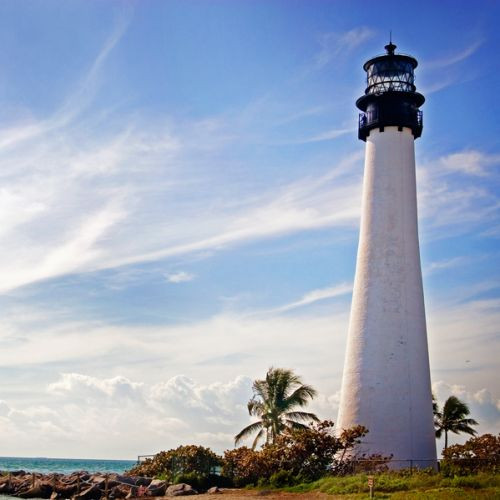 Zee aan het Cape Florida Lighthouse