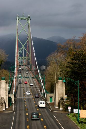 Verkeer op de Lions Gate Bridge