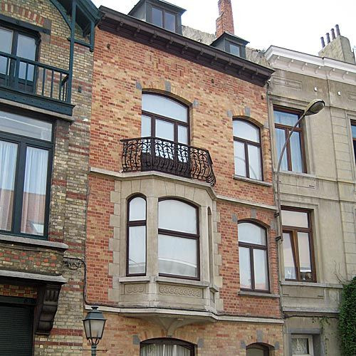 Gevel van het Magritte Museum