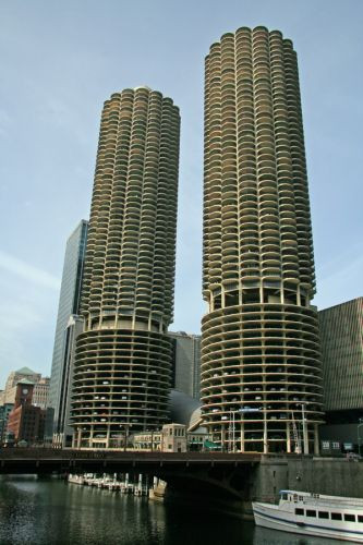 Zicht op Marina City