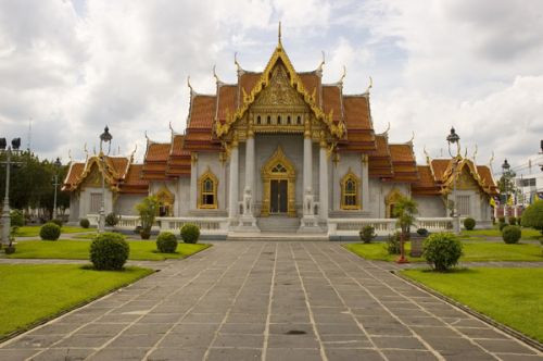 Voorkant van de Marmertempel