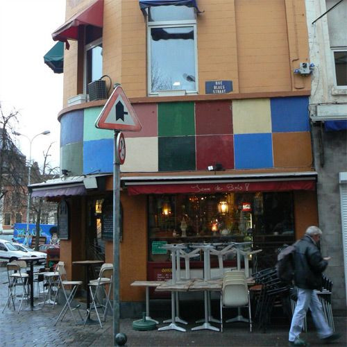 Straatbeeld in de Marollen