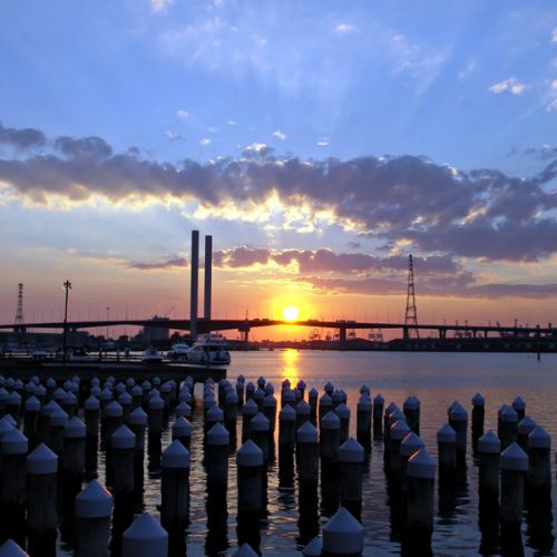 Zonsondergang aan de Melbourne Docklands