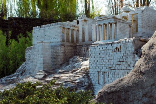 Mini Akropolis
