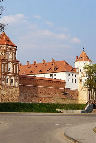 Beeld van het Mirkasteel